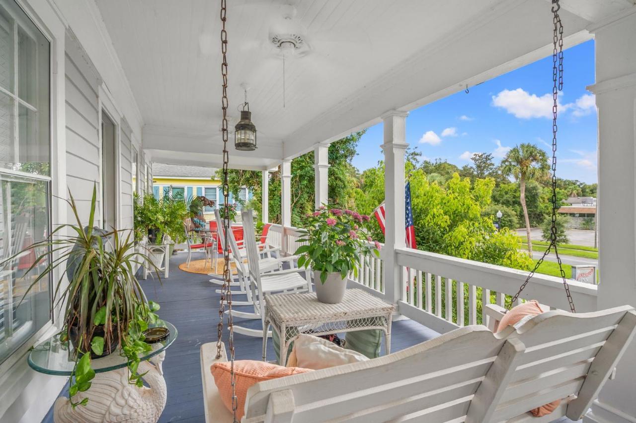 Goodbread House Bed And Breakfast Saint Marys Exterior photo
