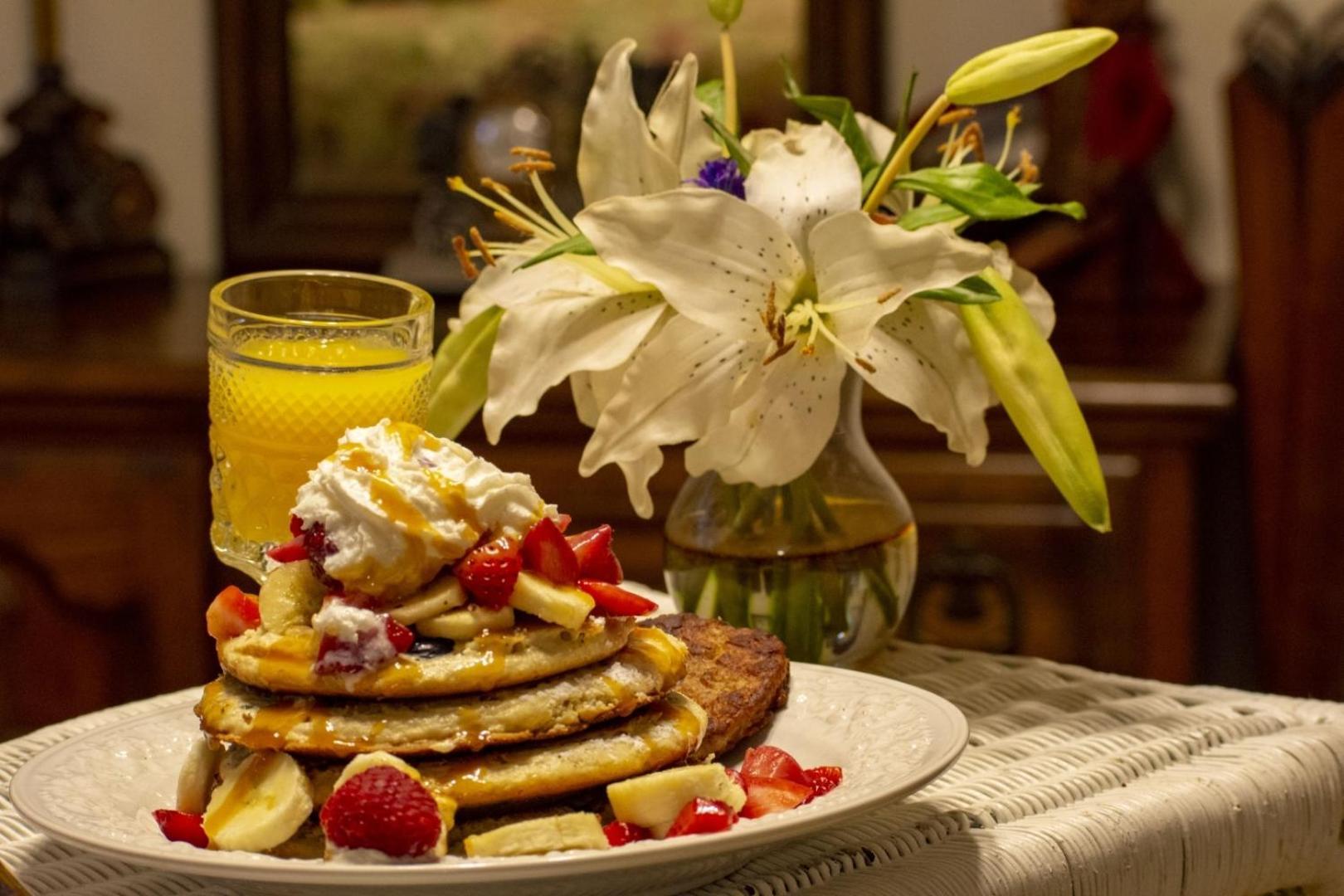 Goodbread House Bed And Breakfast Saint Marys Exterior photo