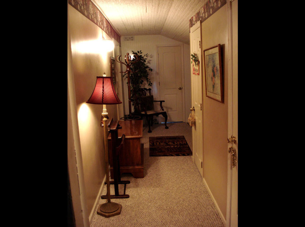 Goodbread House Bed And Breakfast Saint Marys Exterior photo